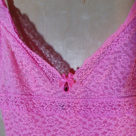 VICTORIA'S SECRET SEXY LITTLE THINGS VINTAGE Allover Pink Lace Gown Slip_Large - Picture 4 of 8